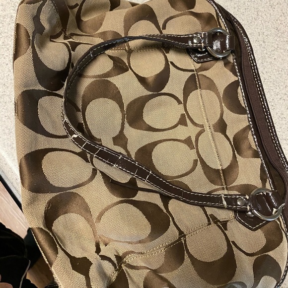 Coach purse - Picture 1 of 6